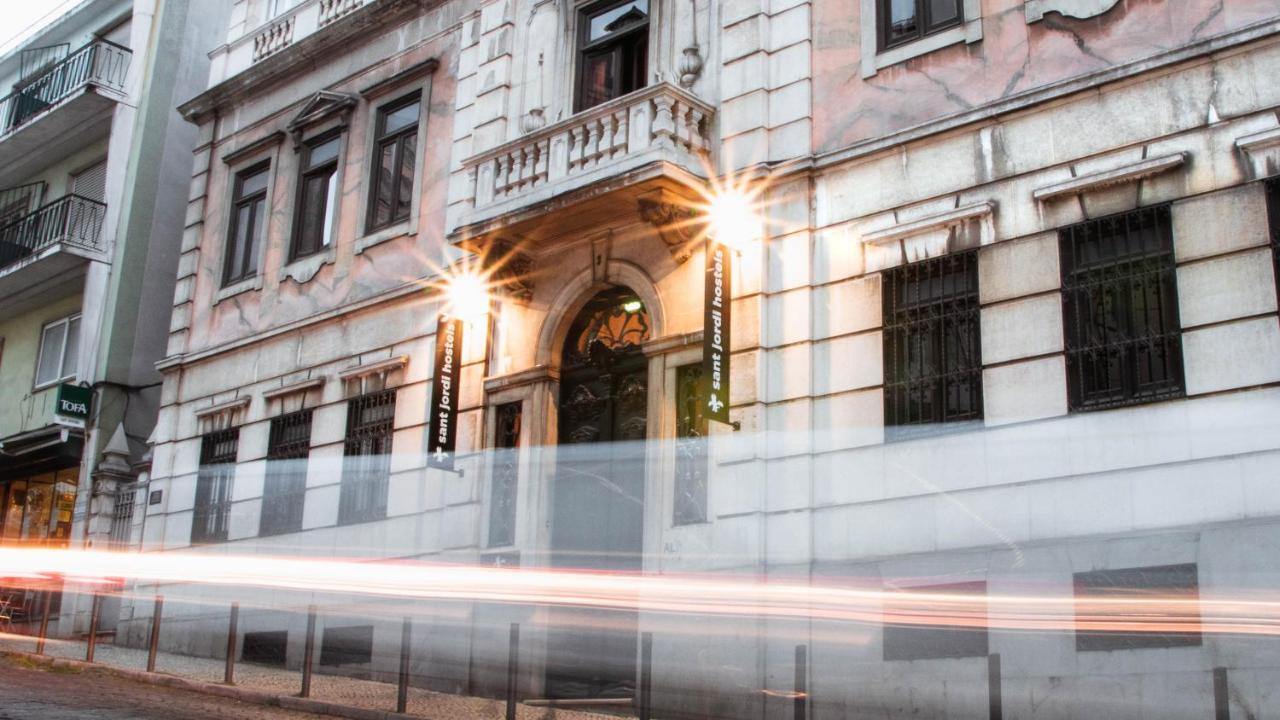 Bett in einem Frauenschlafsaal mit 10 Betten